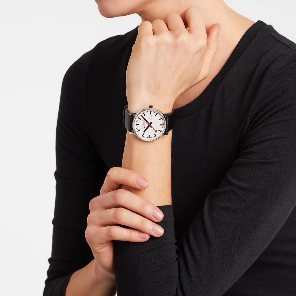 Mondaine  Evo2 Petite 40mm, Sapphire crystal