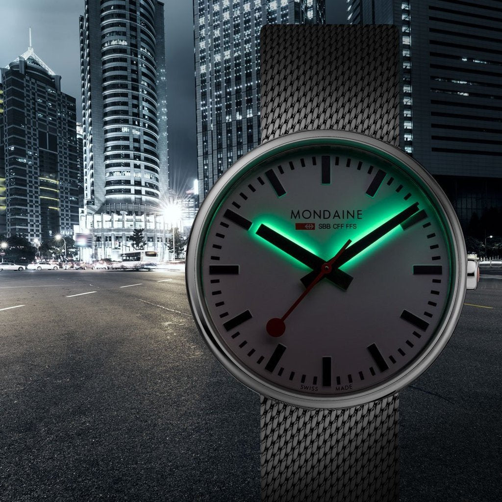 Mondaine  Giant-  BackLight 42mm